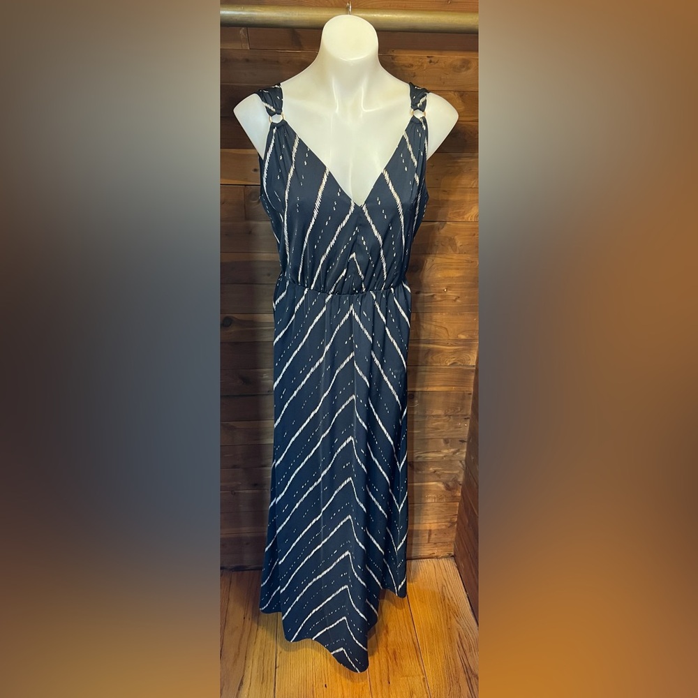 H&M Navy Blue, White & Gold V Maxi Dress Size 4